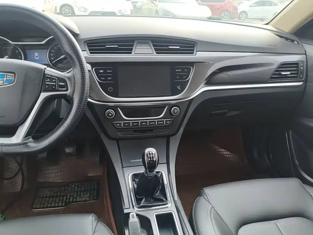 Geely Emgrand — миниатюра 13