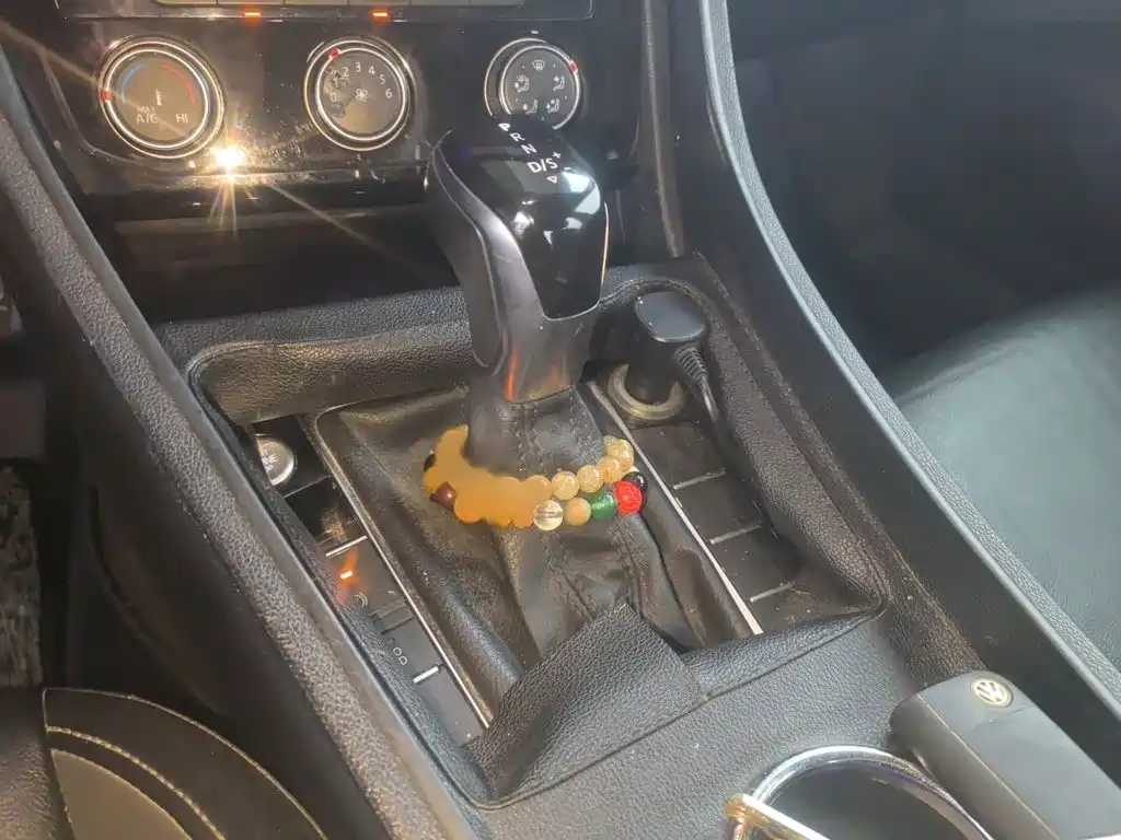 Volkswagen Sagitar — миниатюра 7