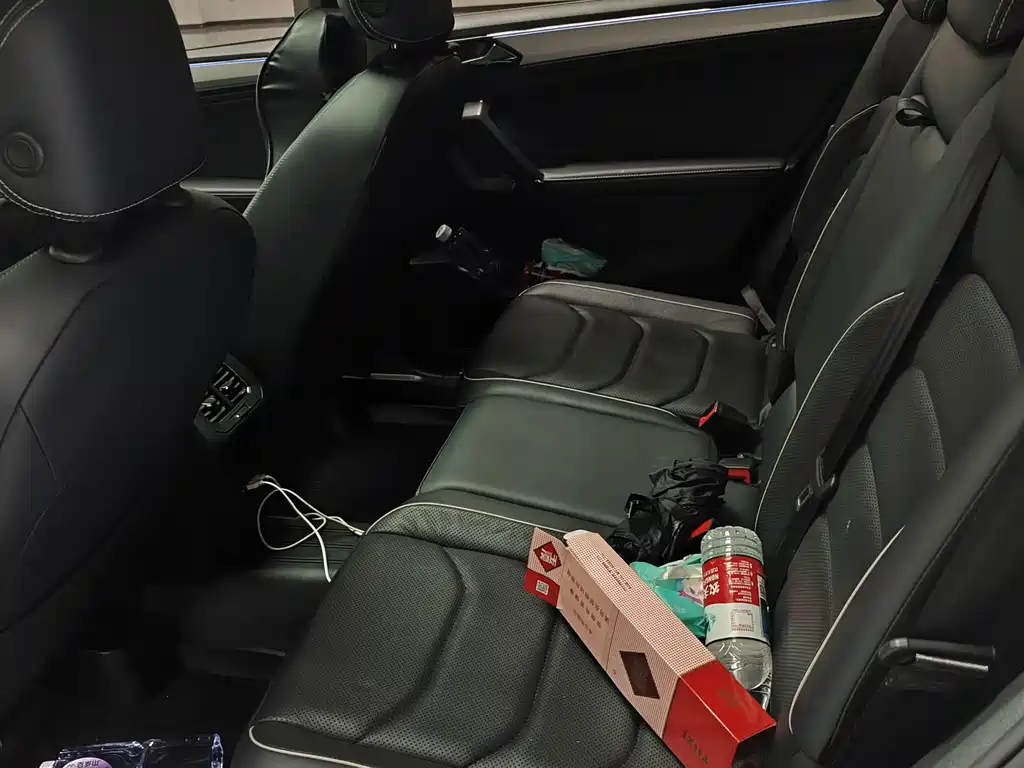 Volkswagen Tiguan L PHEV 430PHEV Plug-in Hybrid Flagship Edition, фото 6