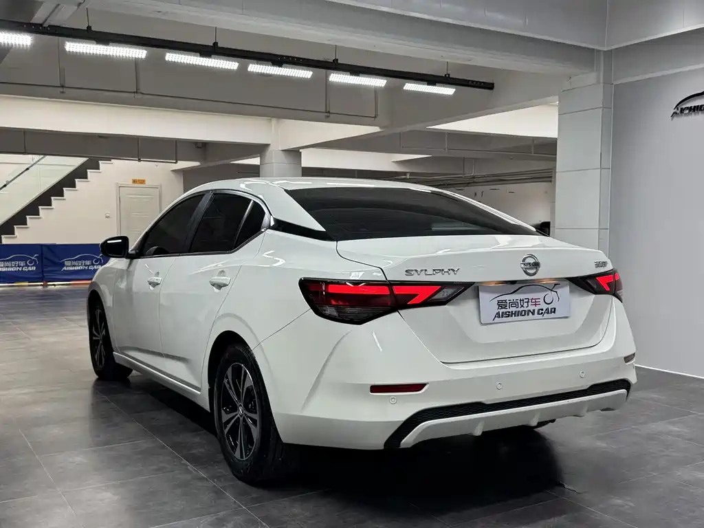 Nissan Sylphy — миниатюра 5
