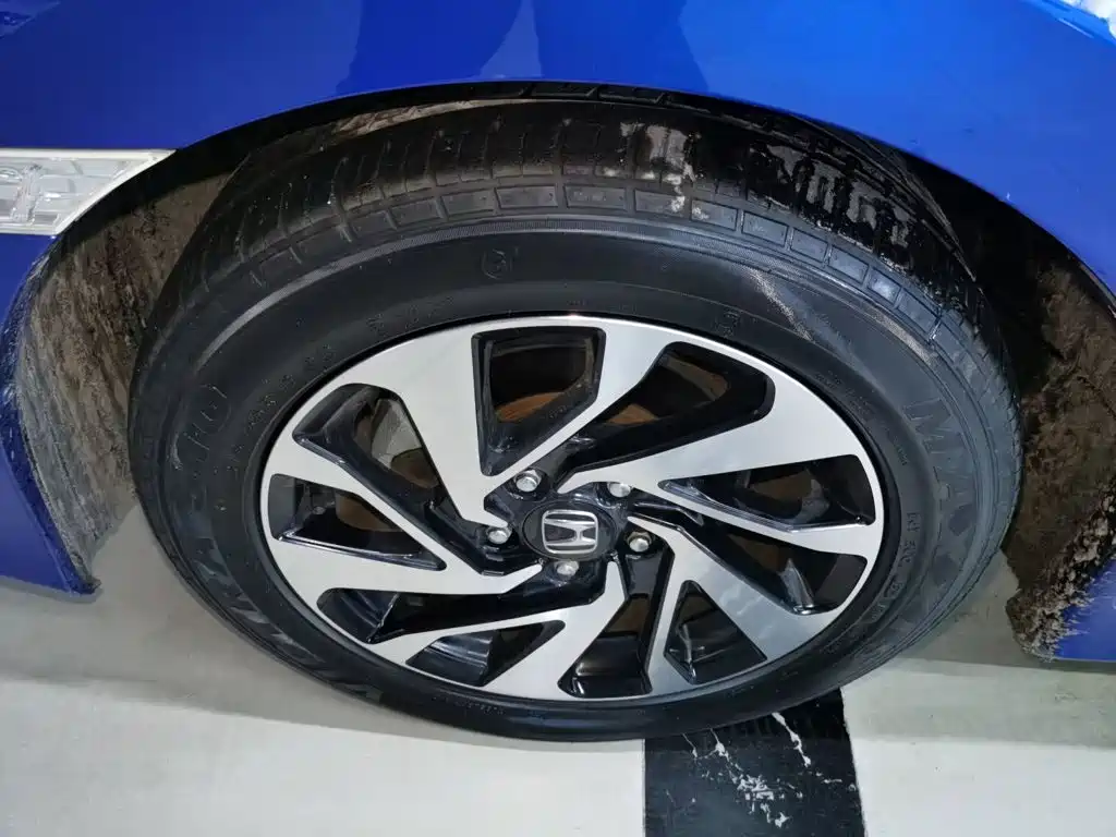 Honda Civic — миниатюра 23