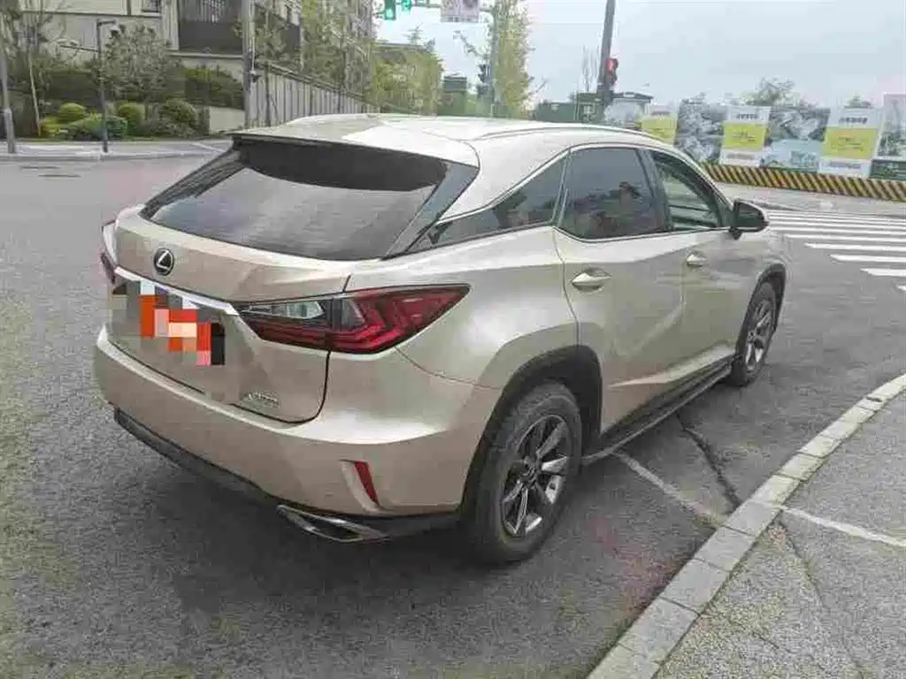 Lexus RX — миниатюра 4
