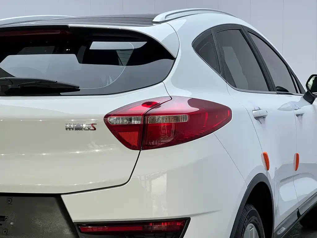 Geely Emgrand GS — миниатюра 25