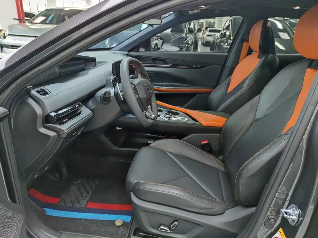 Changan UNI-V — миниатюра 6