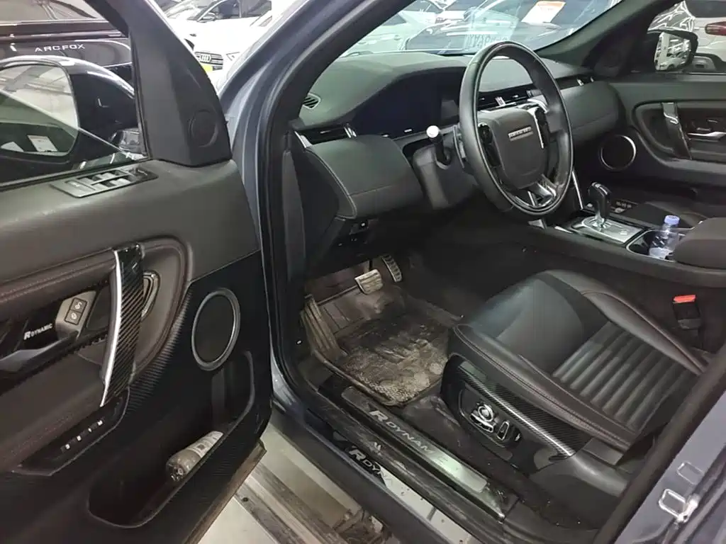 Land Rover Discovery Sport — миниатюра 16