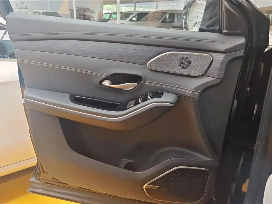 JETOUR X90 C-DM 2025 7 мест