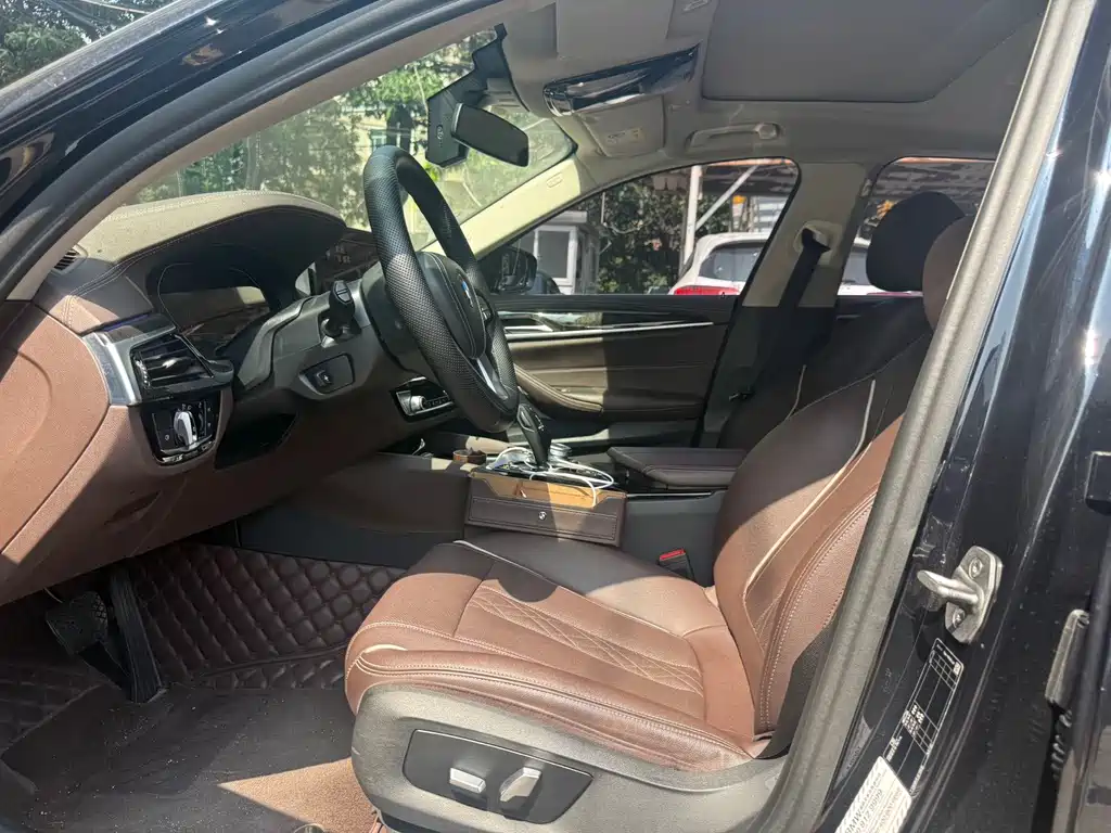 BMW 5 Series 5 2022 525Li Luxury