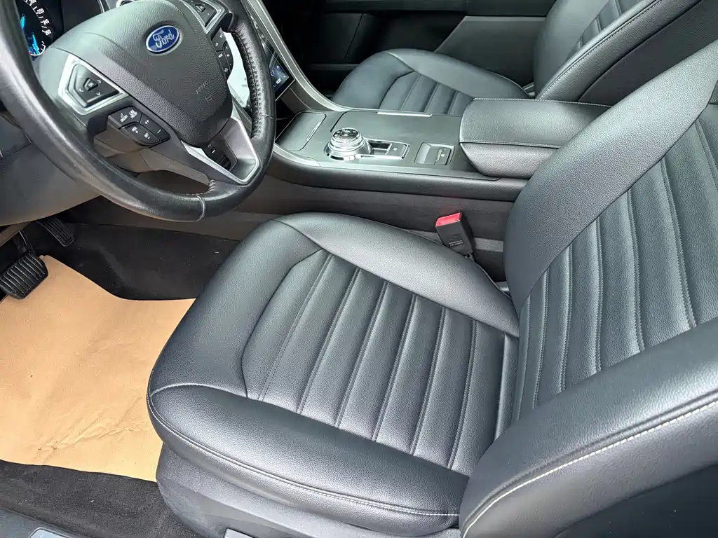Ford Mondeo — миниатюра 14