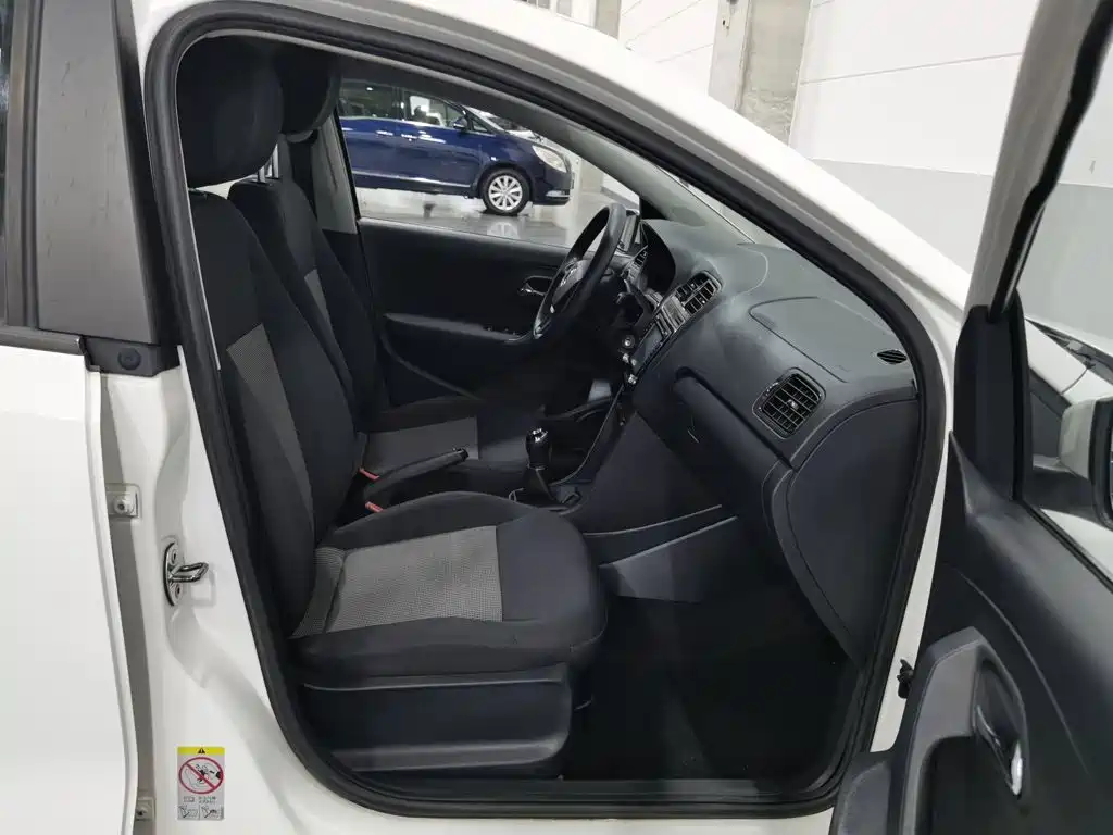 Volkswagen Polo — миниатюра 23