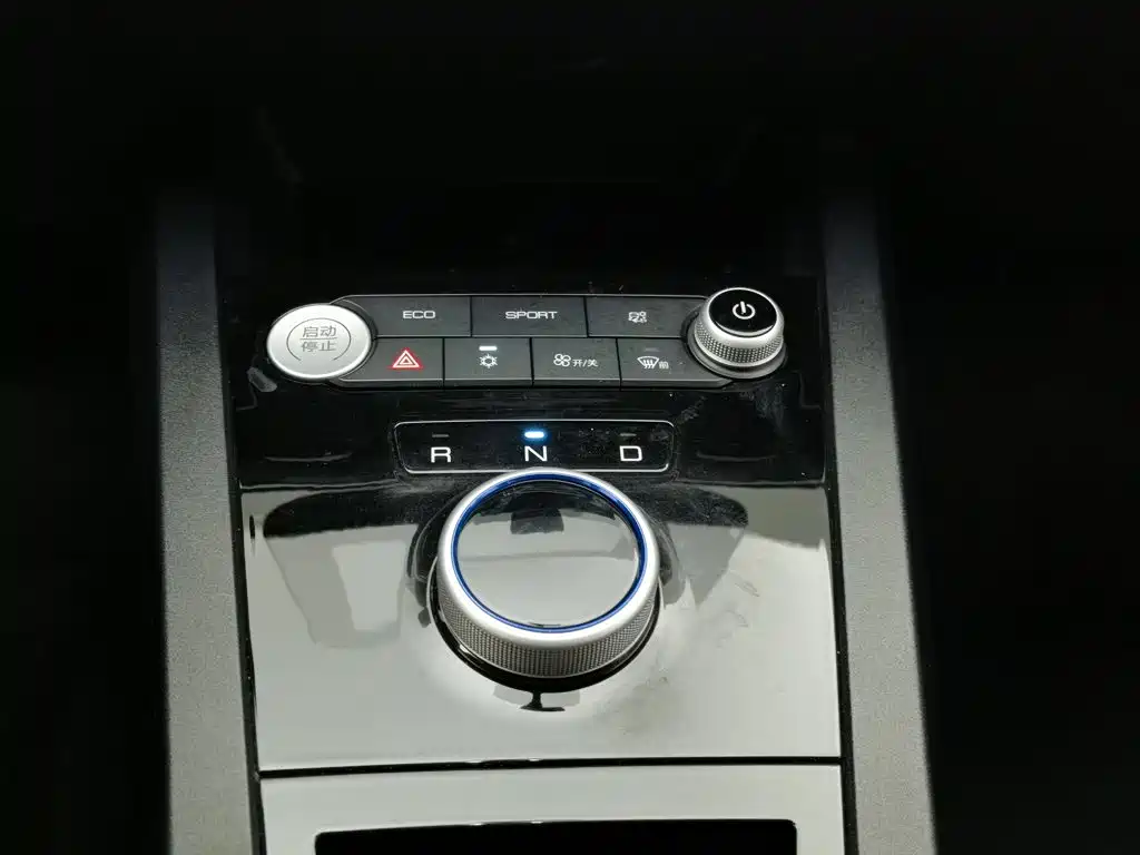 BYD e2 — миниатюра 13