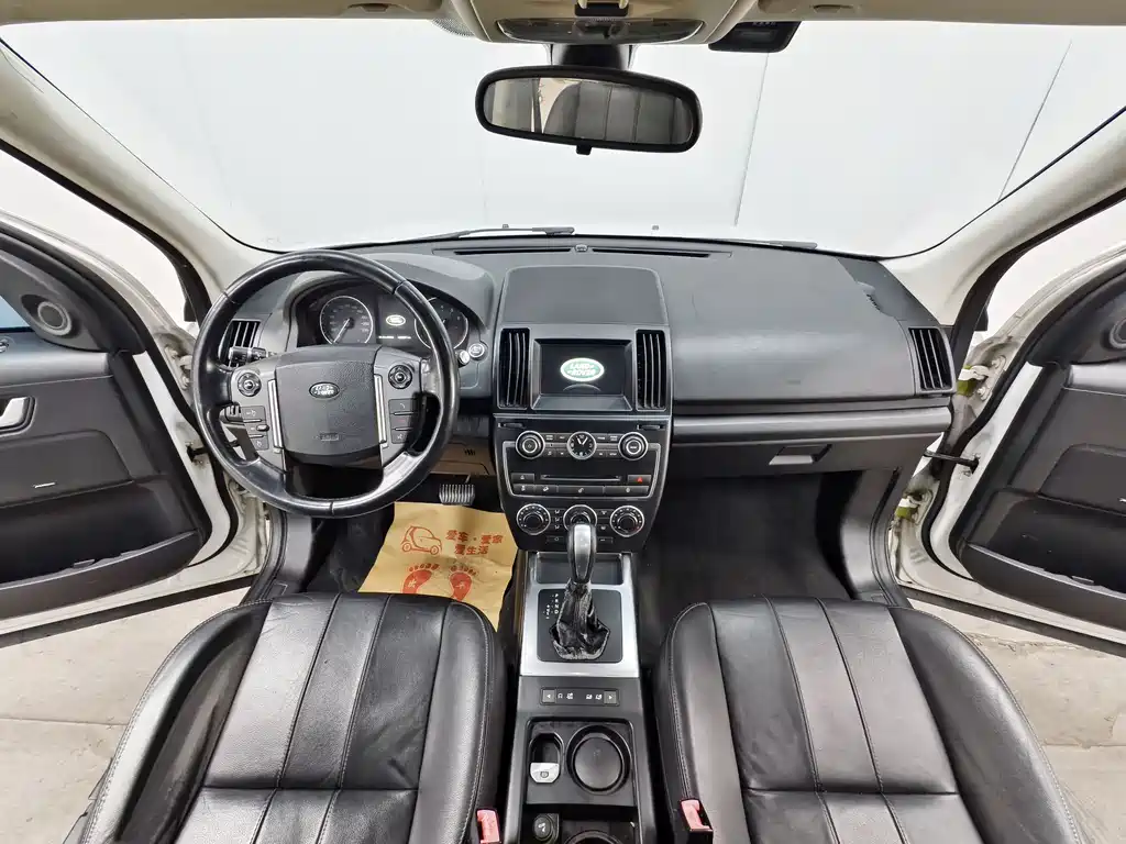 Land Rover 2 014 2.0T Si4 S
