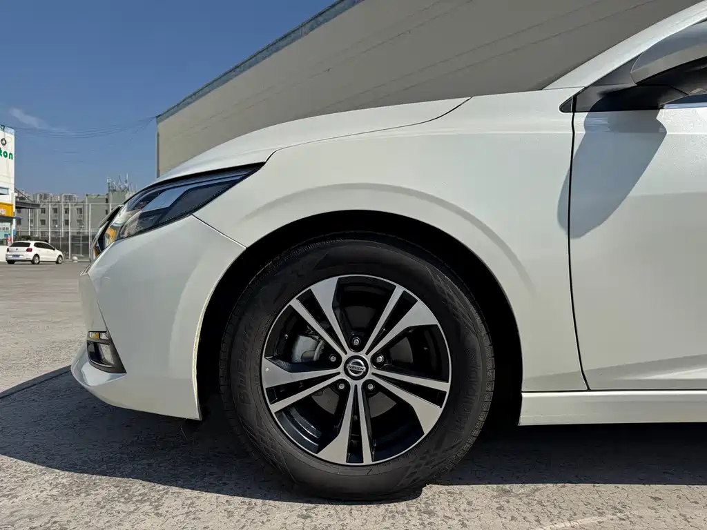 Nissan Sylphy — миниатюра 7
