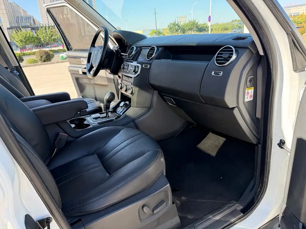 Land Rover Discovery — миниатюра 13