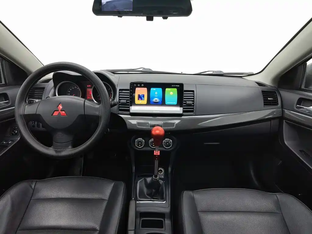 Mitsubishi Lancer EX — миниатюра 5