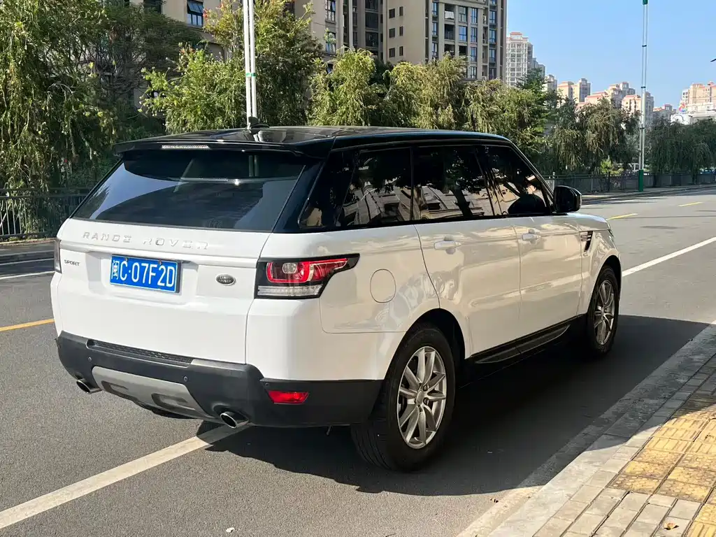 Land Rover Range Rover Sport 2016 3.0 SC V6 SE
