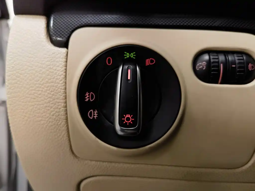Volkswagen Golf — миниатюра 21