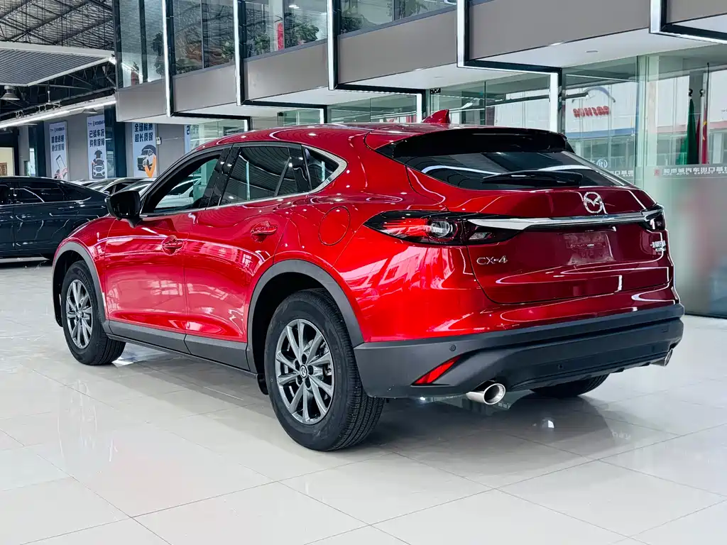 MAZDA CX 4