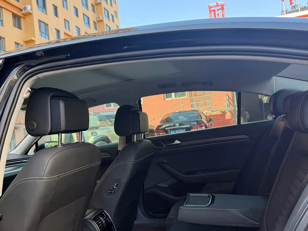 Volkswagen Magotan — миниатюра 6