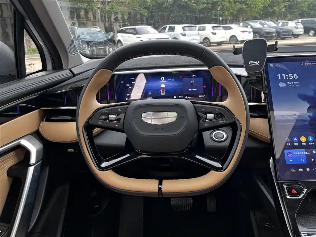 Geely Boyue L — миниатюра 14