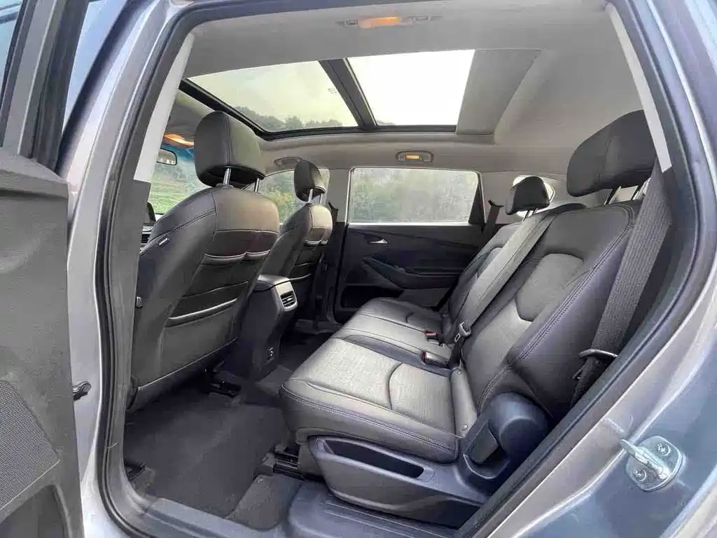 Chevrolet Volando — миниатюра 6