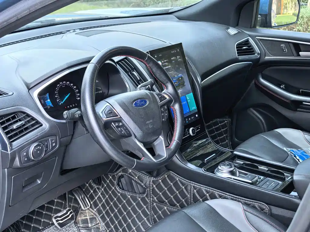 Ford Edge — миниатюра 14