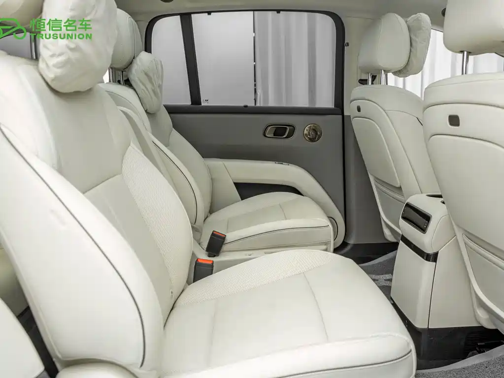 Li Auto Li i8 — миниатюра 16