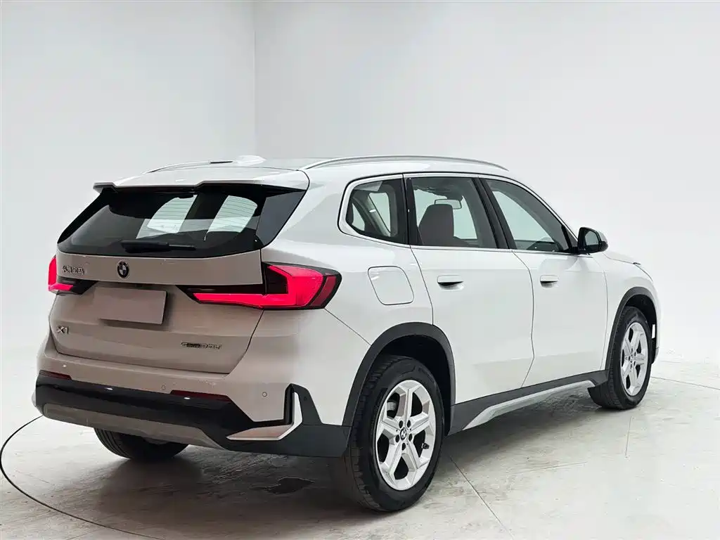 BMW X1 2023 sDrive20Li X