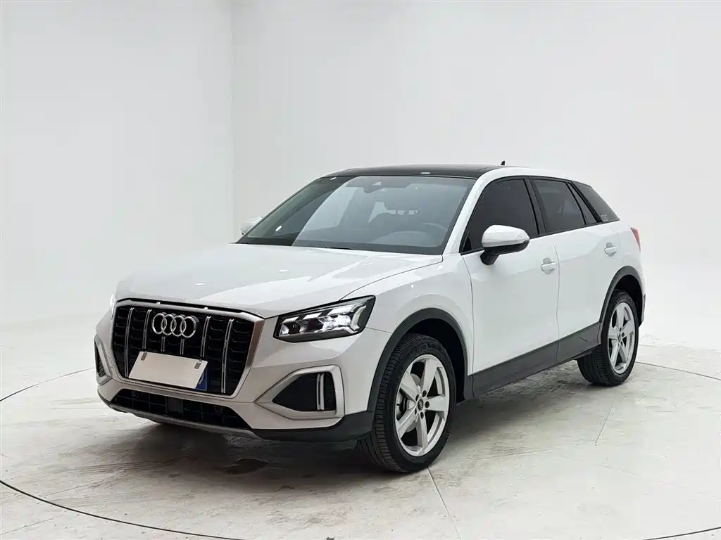Audi Q2L 2022