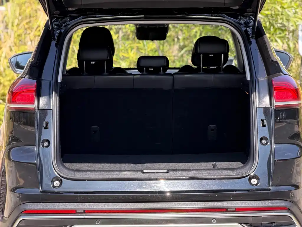 GEELY AUTOMOBILE BOYUE