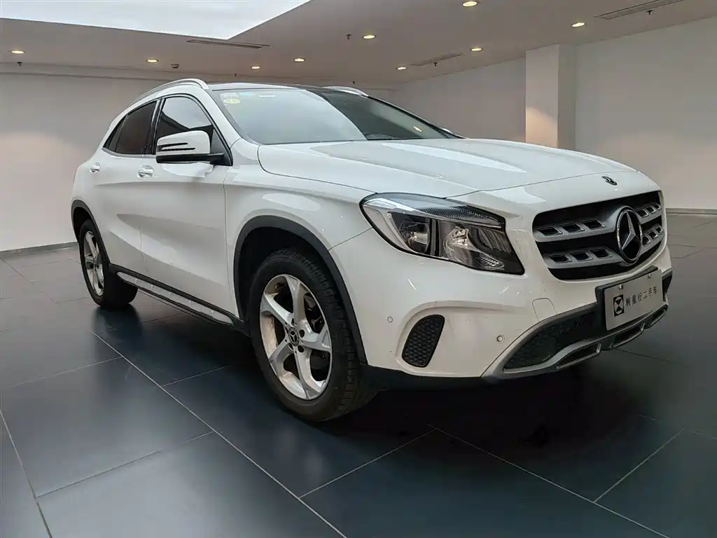 Mercedes-Benz GLA 2018 GLA 200