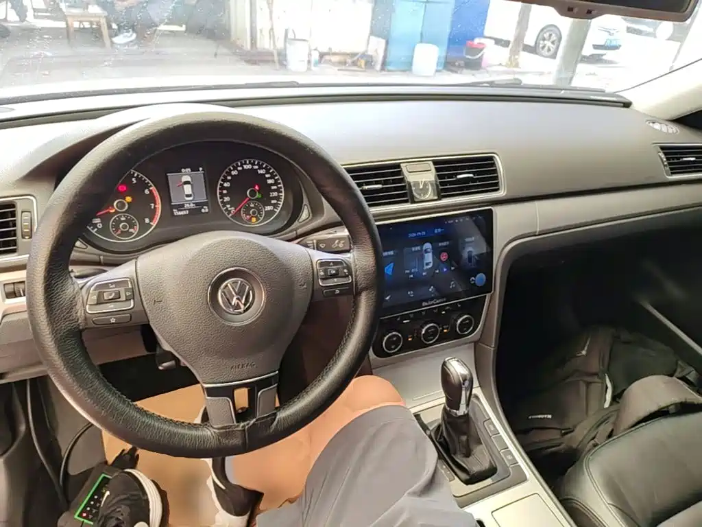 Volkswagen Passat — миниатюра 10
