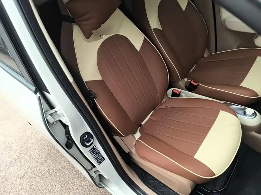 Wuling MINIEV — миниатюра 25