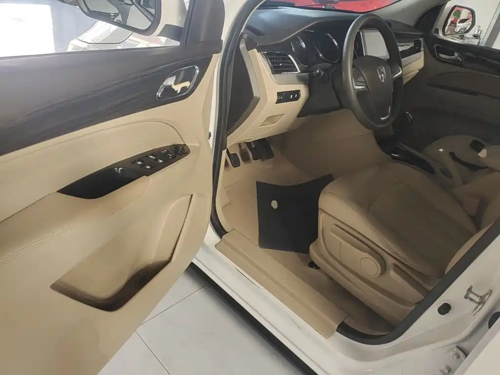 Baojun 730 — миниатюра 16
