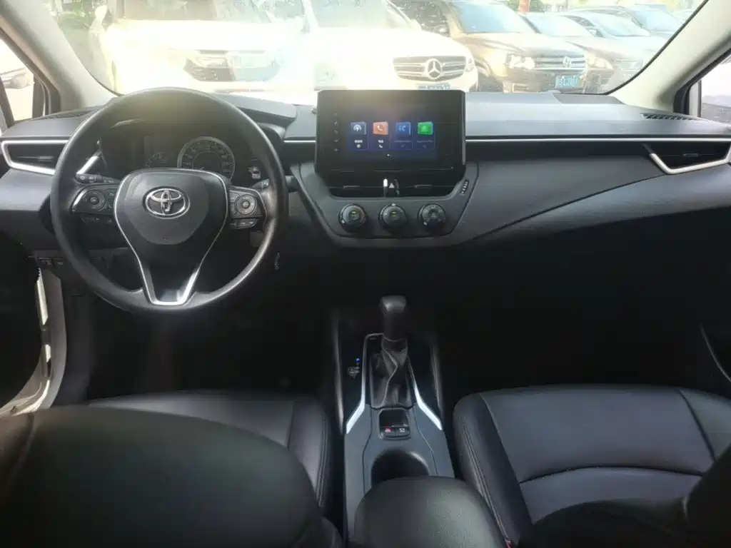Toyota Corolla — миниатюра 10