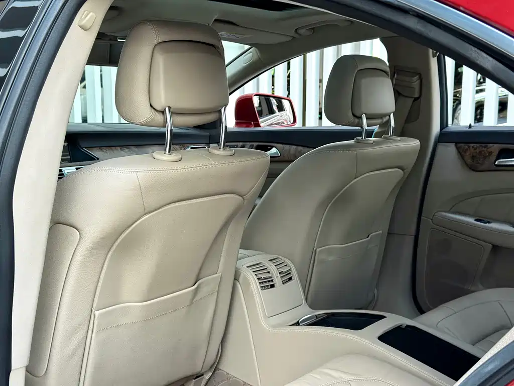 Mercedes-Benz CLS — миниатюра 18
