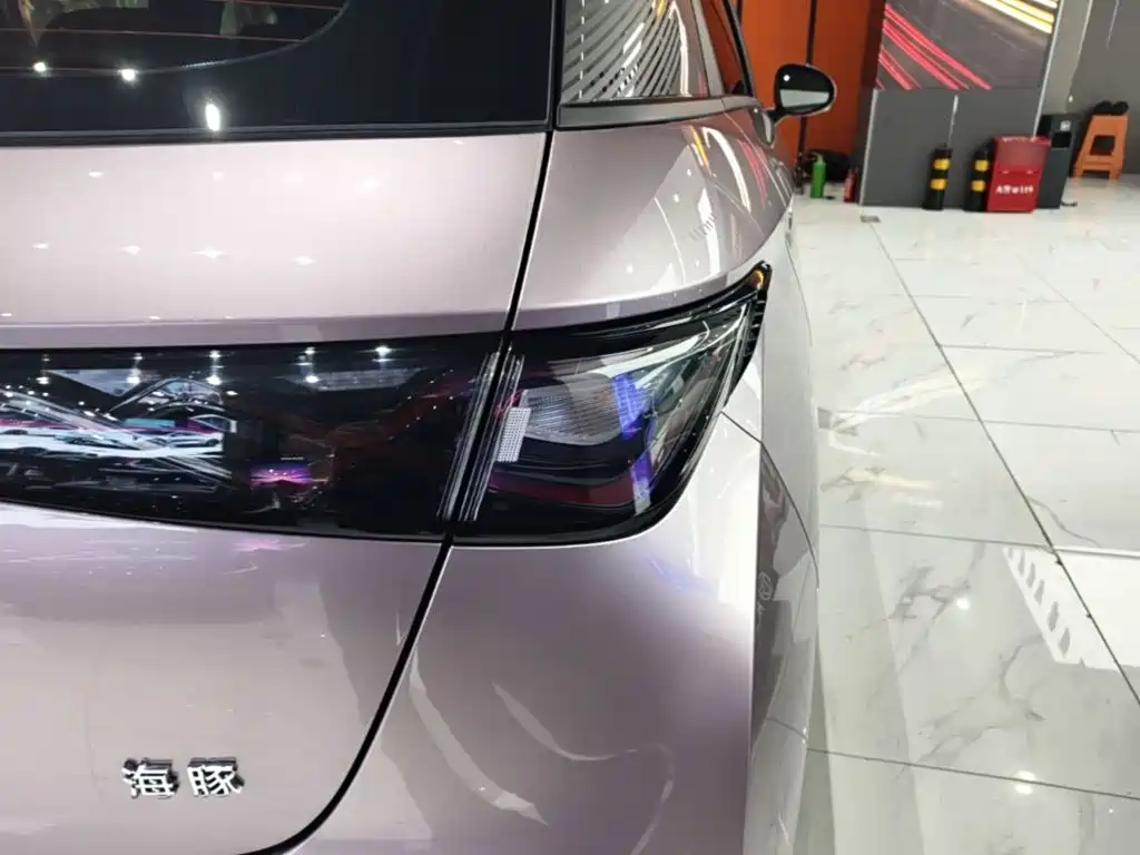 BYD Dolphin — миниатюра 8