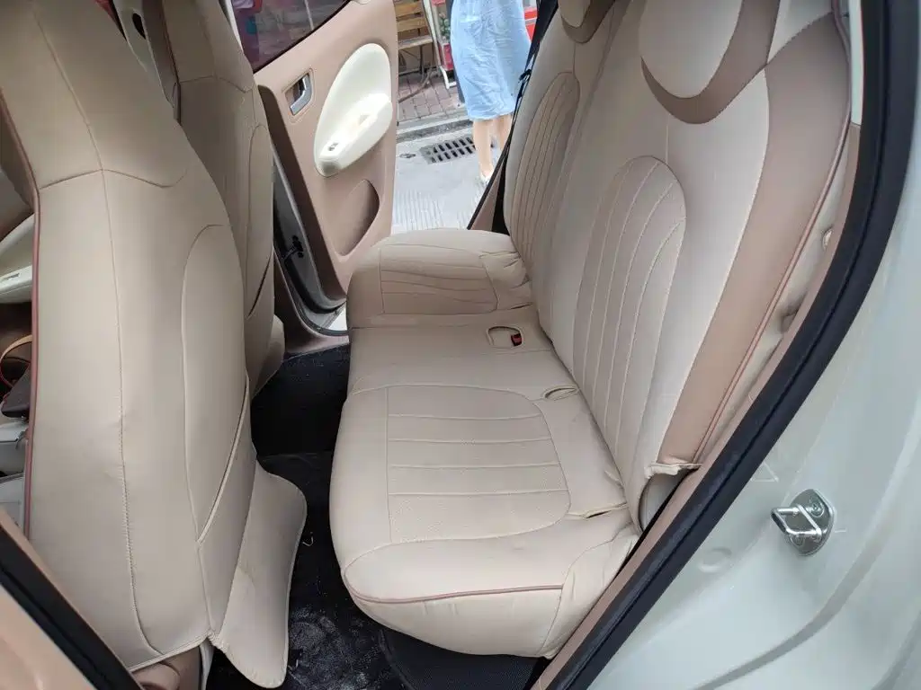 Wuling MINIEV — миниатюра 13