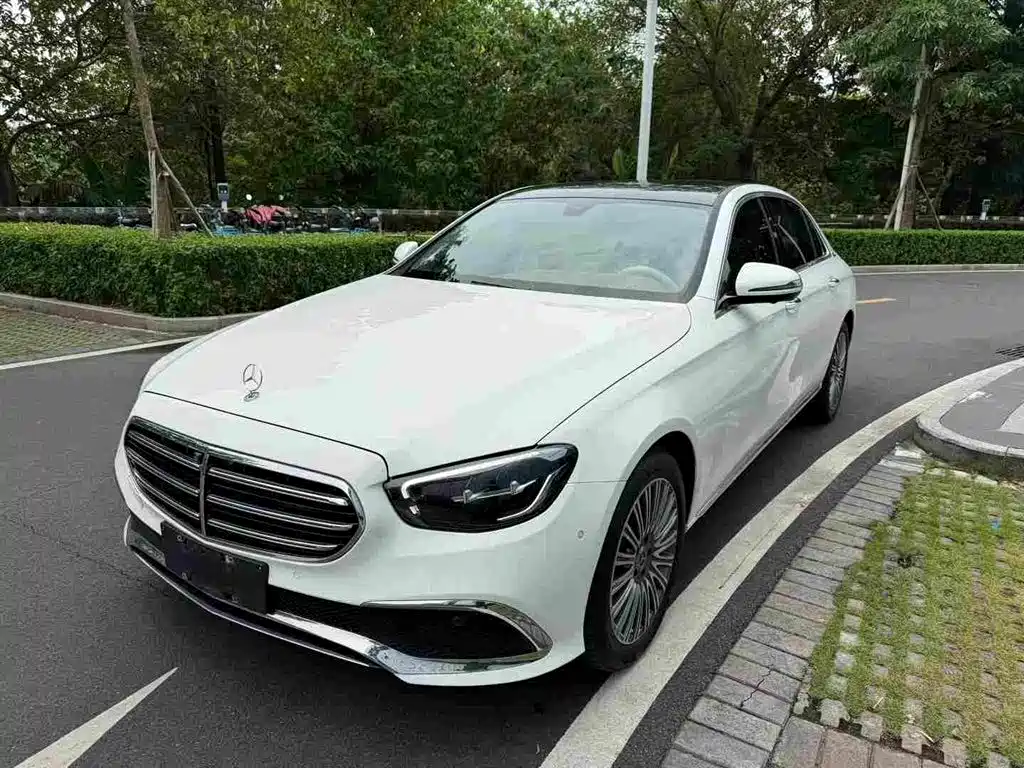 奔驰E级 2022款 E 300 L 时尚型 2021