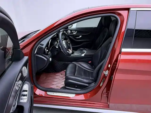 Mercedes-Benz C-Class — миниатюра 9