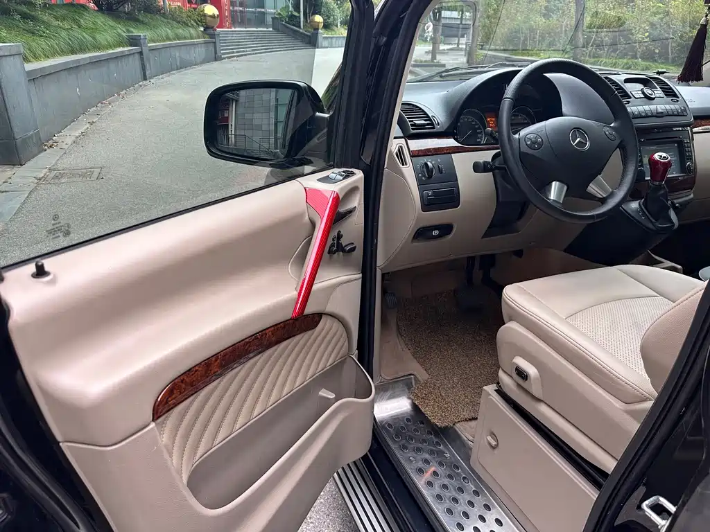 Mercedes-Benz Viano — миниатюра 12