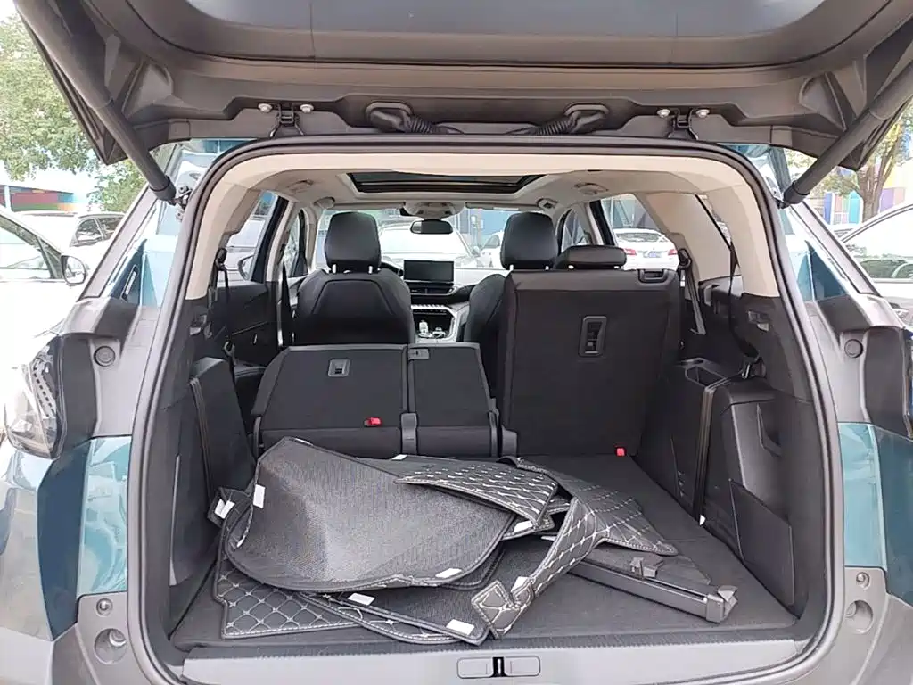 Peugeot 5008 — миниатюра 19