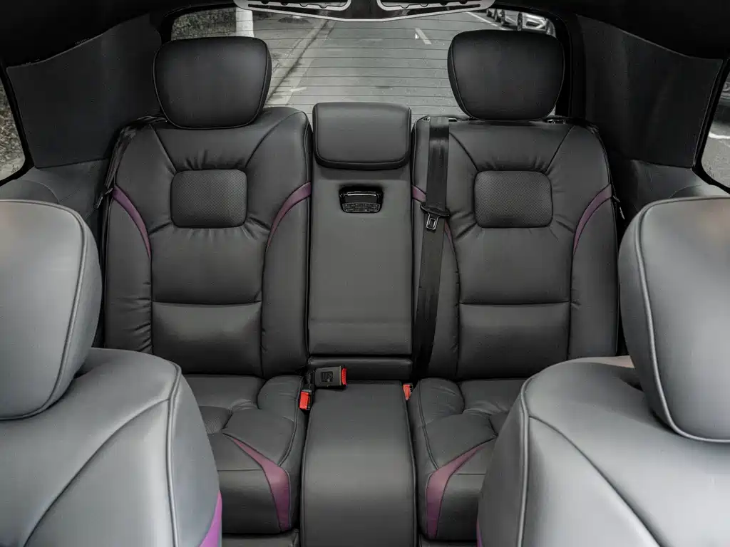 MERCEDES-BENZ V CLASS