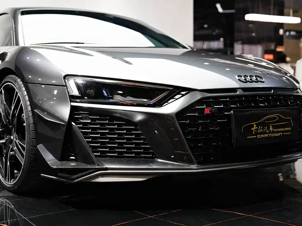 Audi R8 — миниатюра 4