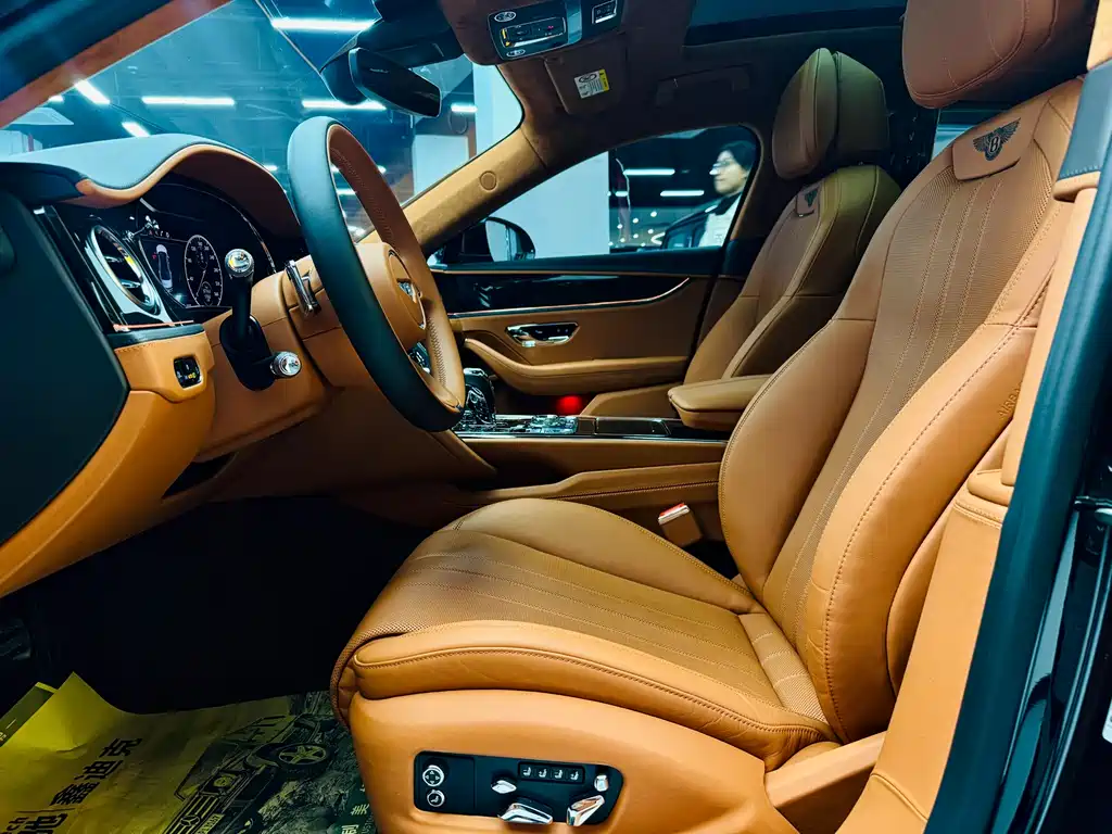 BENTLEY FLYING SPUR PLUG IN HYBRID