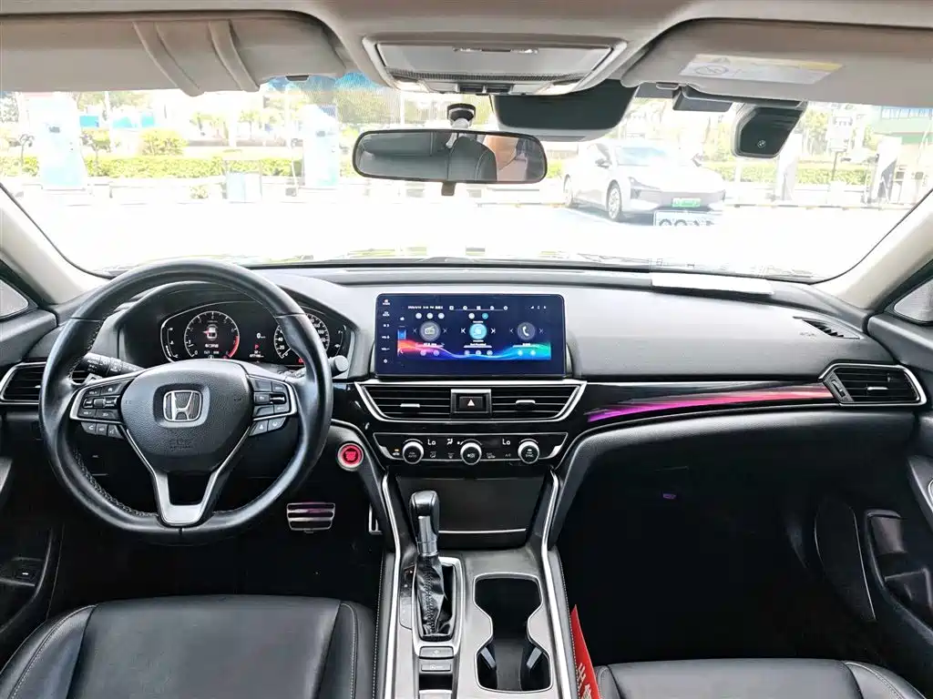 Honda Accord 2022 260TURBO Luxury