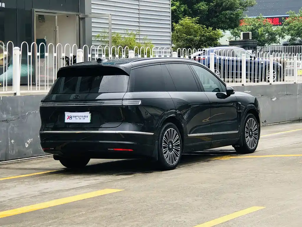 NIO ES8 — миниатюра 4