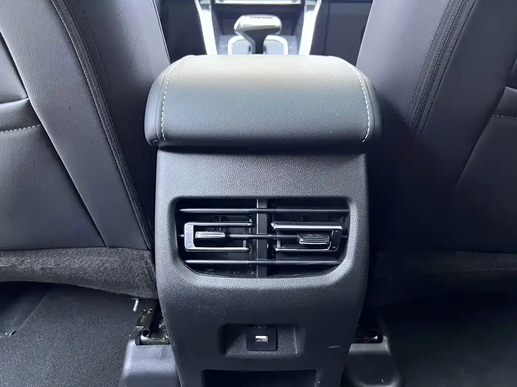 Haval M6 — миниатюра 14