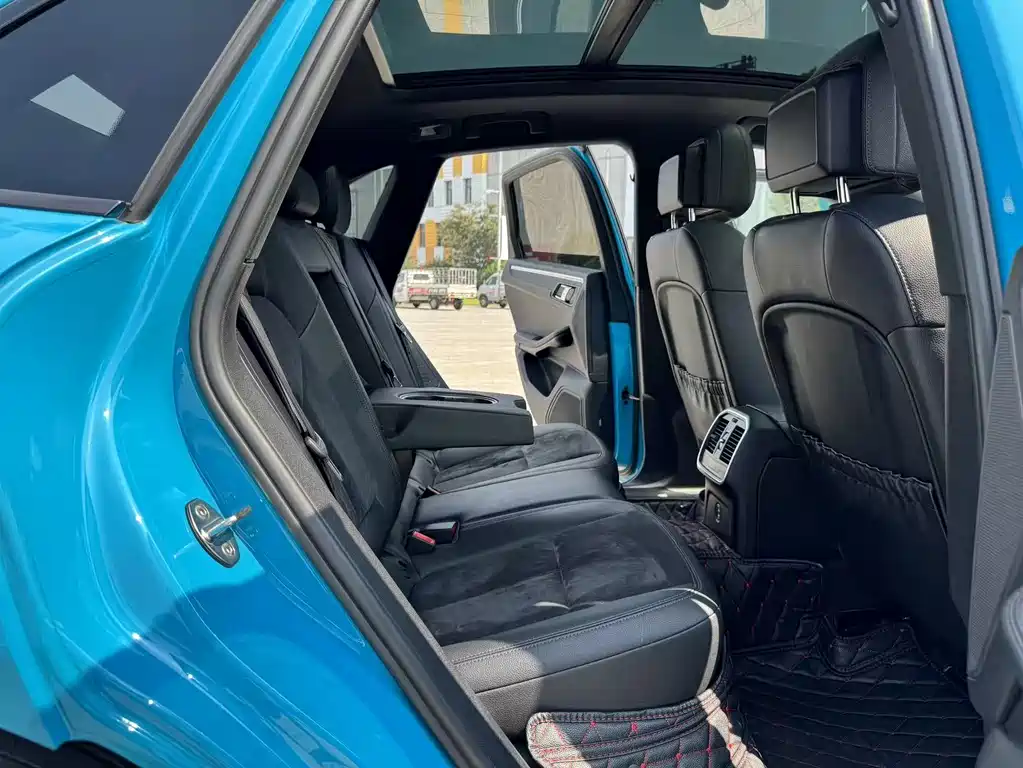 Porsche Macan — миниатюра 21