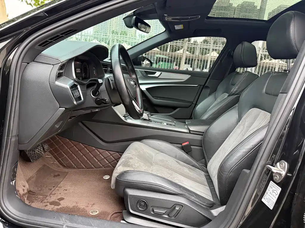 Audi A6L 2020 55 TFSI e quattro
