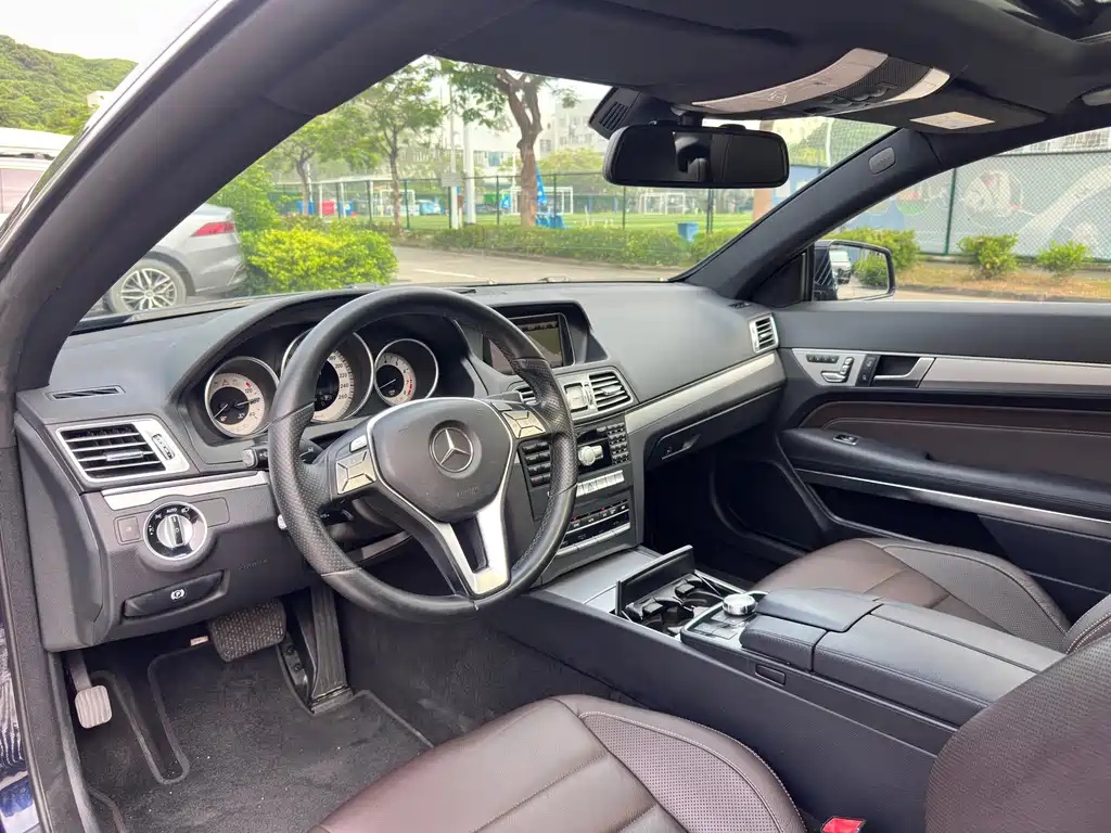 Mercedes-Benz E-Class (Import) — миниатюра 8